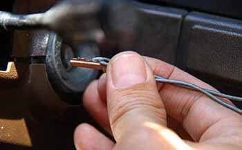Jammed Your Keys into the Ignition? Get an Emergency Broken Key Removal!